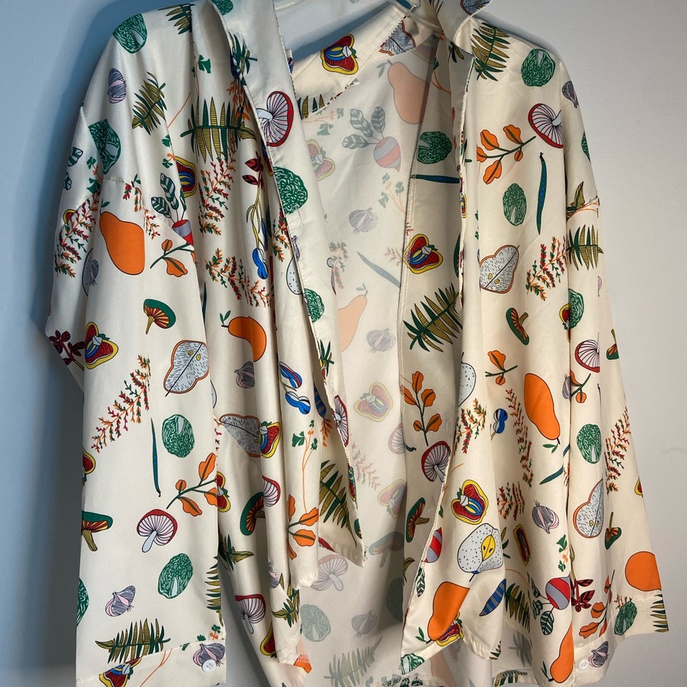 Cottage core button up shirt size large